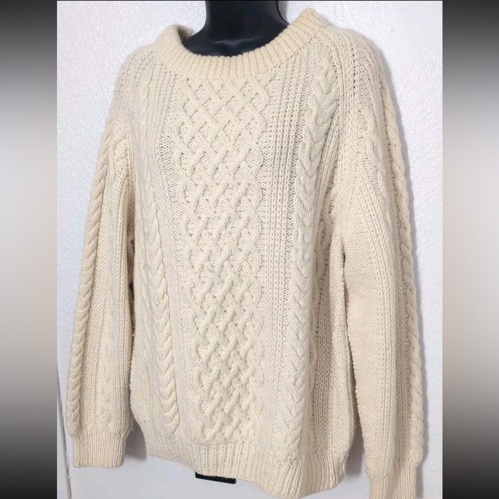 Vintage 100% Wool Fisherman Cable Knit SWEATER Crewneck Handmade Chunky Size M/L